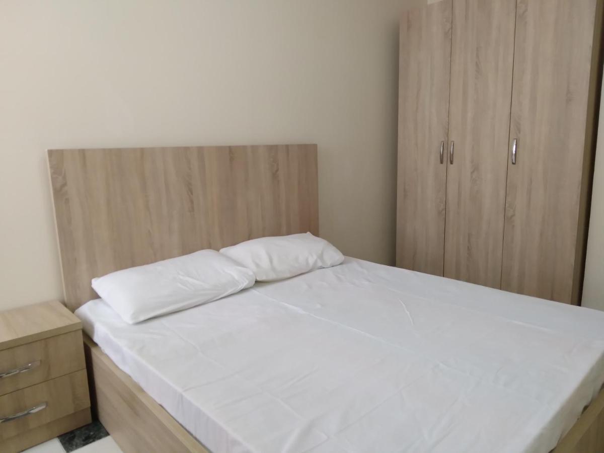 Bajovah Apartments & Restaurant Tirana Extérieur photo