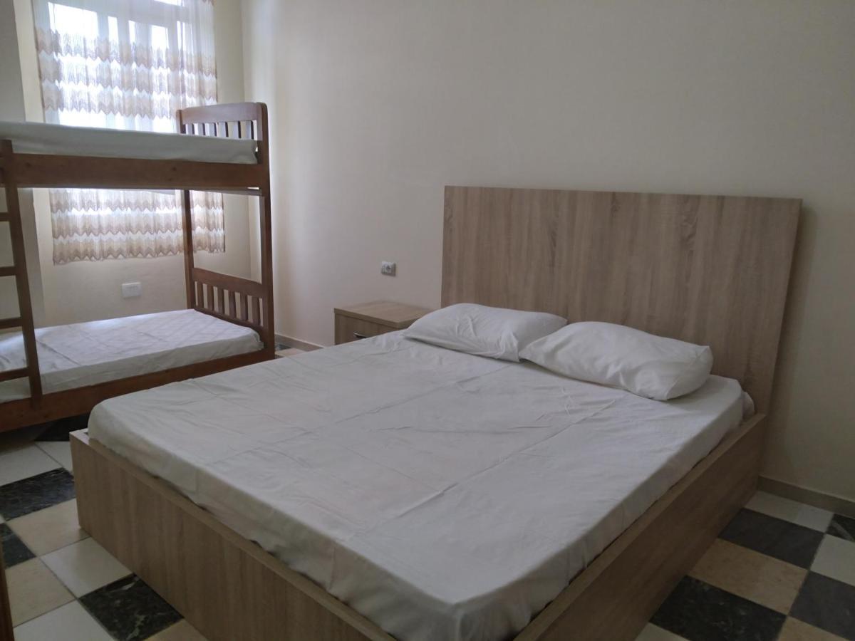 Bajovah Apartments & Restaurant Tirana Extérieur photo
