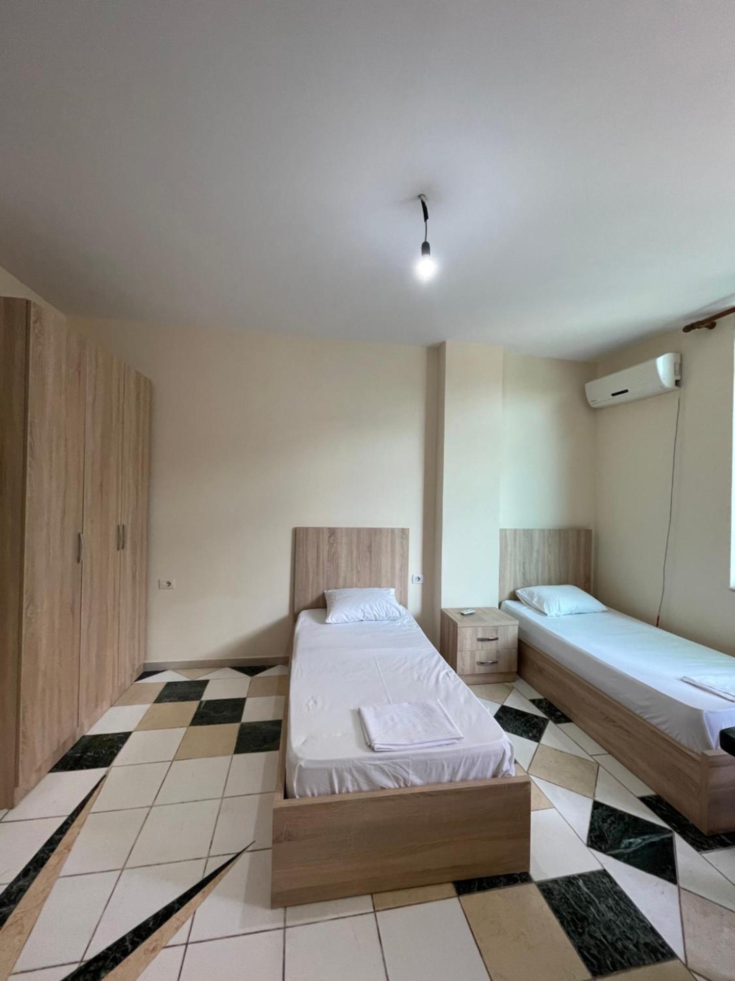 Bajovah Apartments & Restaurant Tirana Extérieur photo