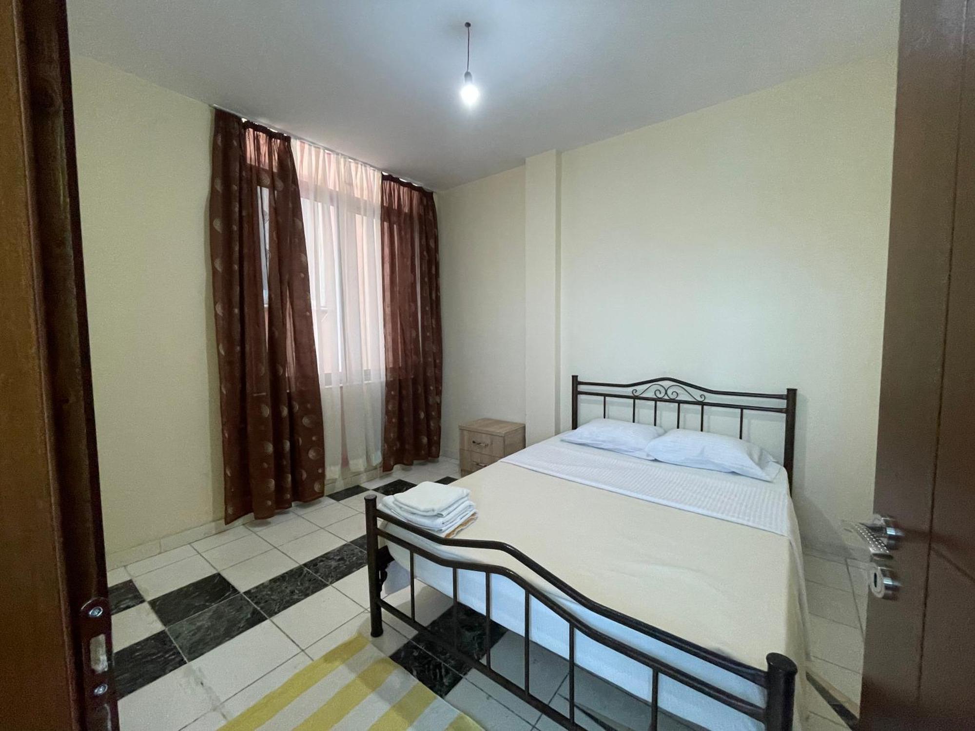 Bajovah Apartments & Restaurant Tirana Extérieur photo