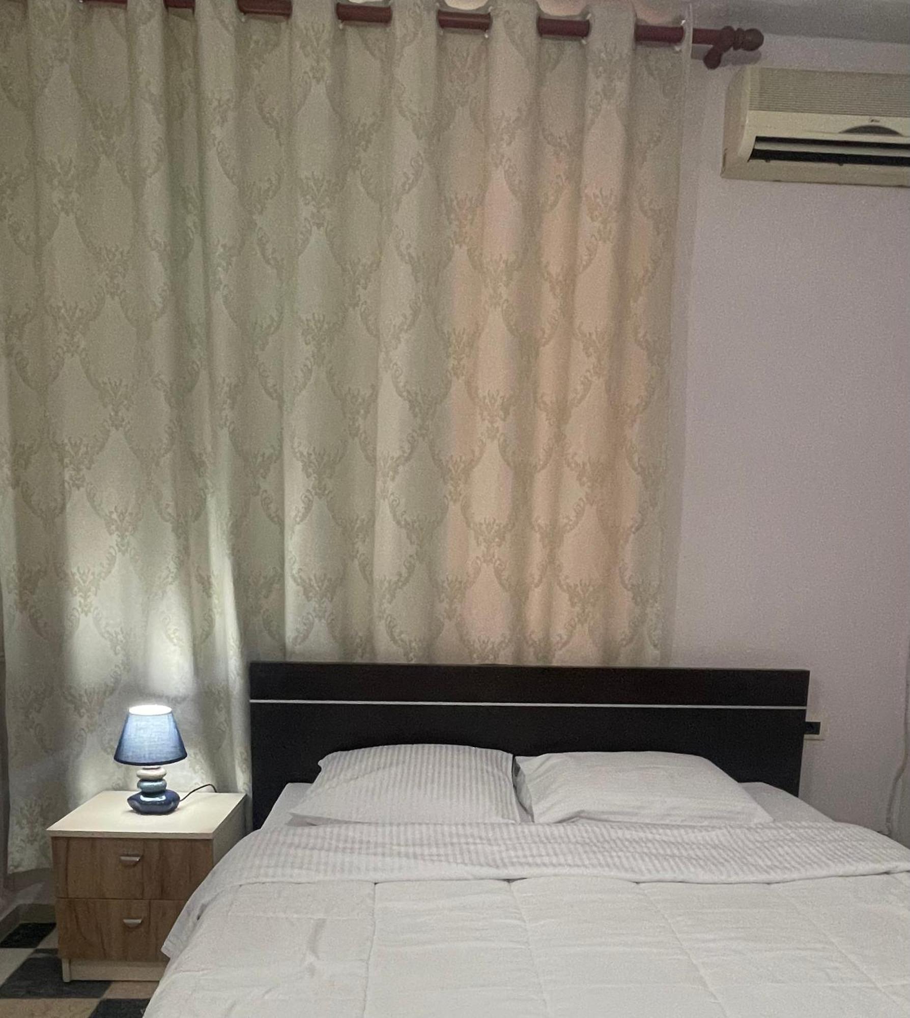 Bajovah Apartments & Restaurant Tirana Extérieur photo